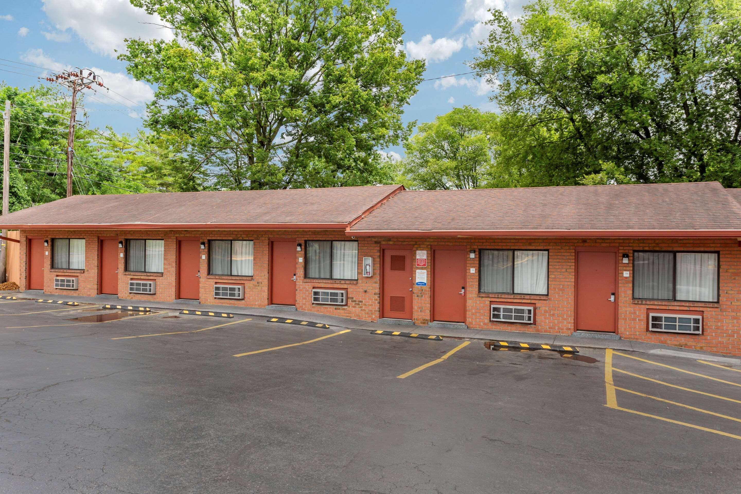 Econo Lodge Nashville North - Opryland מראה חיצוני תמונה